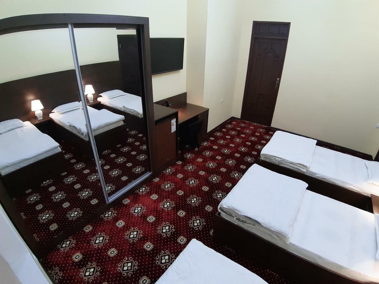 City Hostel Душанбе Екстер'єр фото